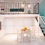 Ombre With Parking Option 아파트