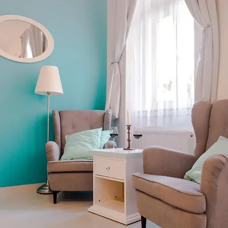 Ombre With Parking Option * Budapest